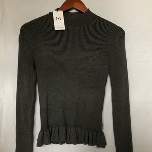 John + Jenn grey turtle neck top